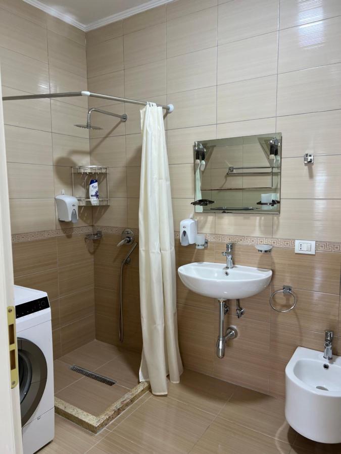 Leo Apartament Durrës Extérieur photo